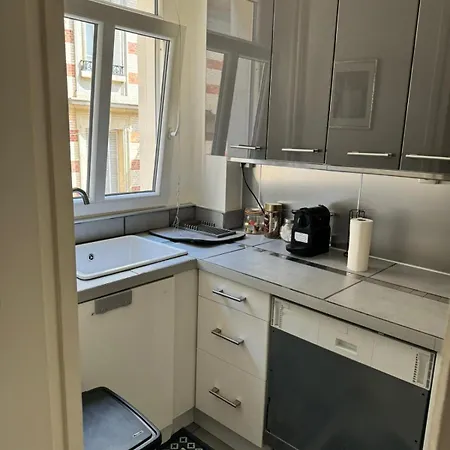 Apartment 16